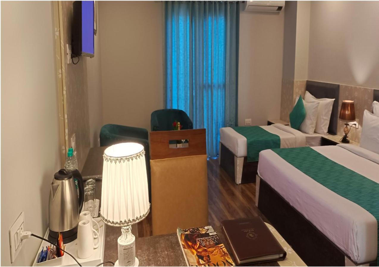 Hotel Square One By D'Polo Dharamsala Zewnętrze zdjęcie