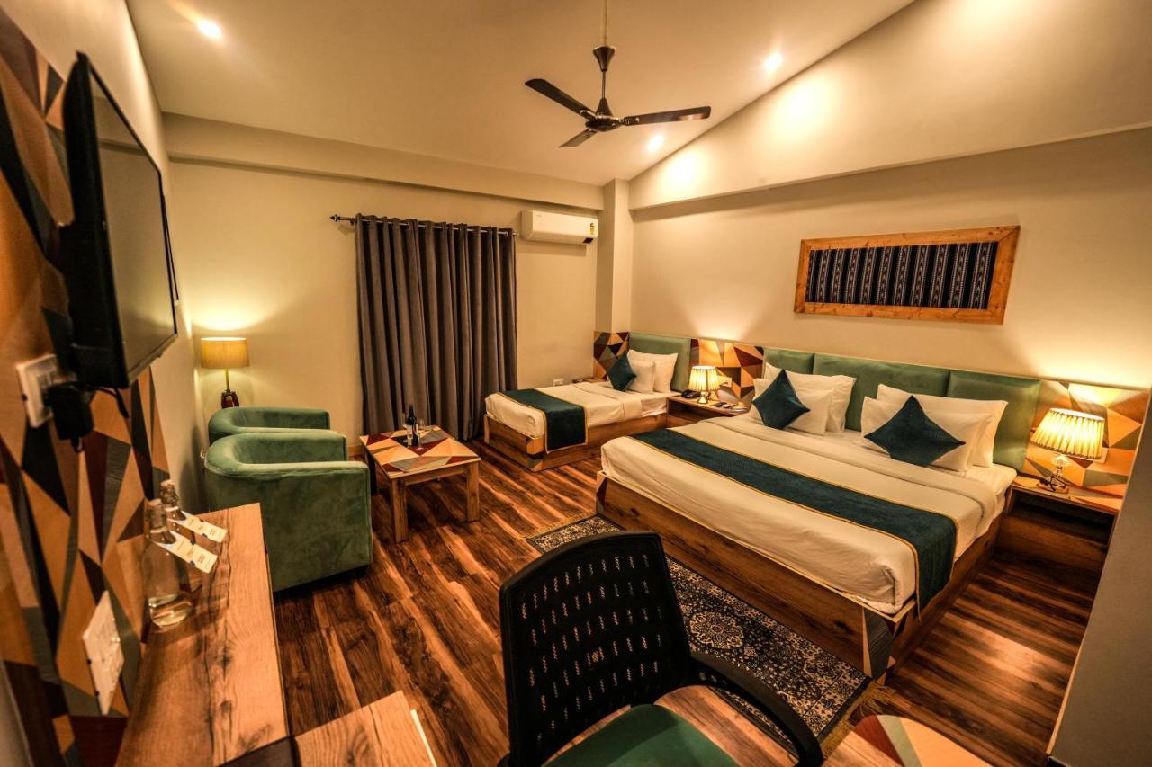 Hotel Square One By D'Polo Dharamsala Zewnętrze zdjęcie
