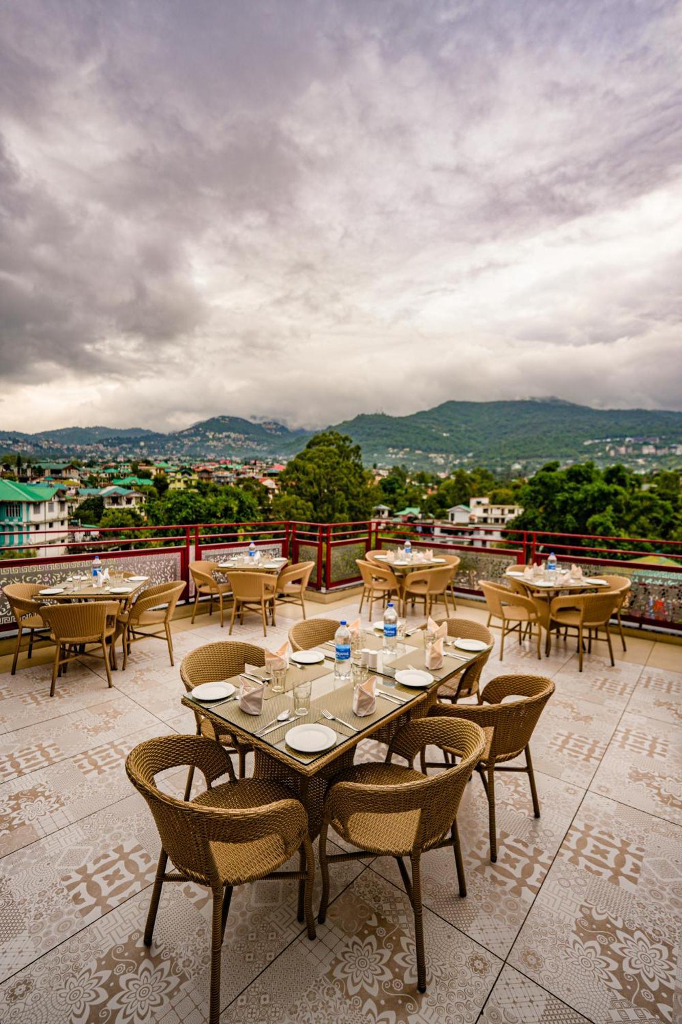 Hotel Square One By D'Polo Dharamsala Zewnętrze zdjęcie