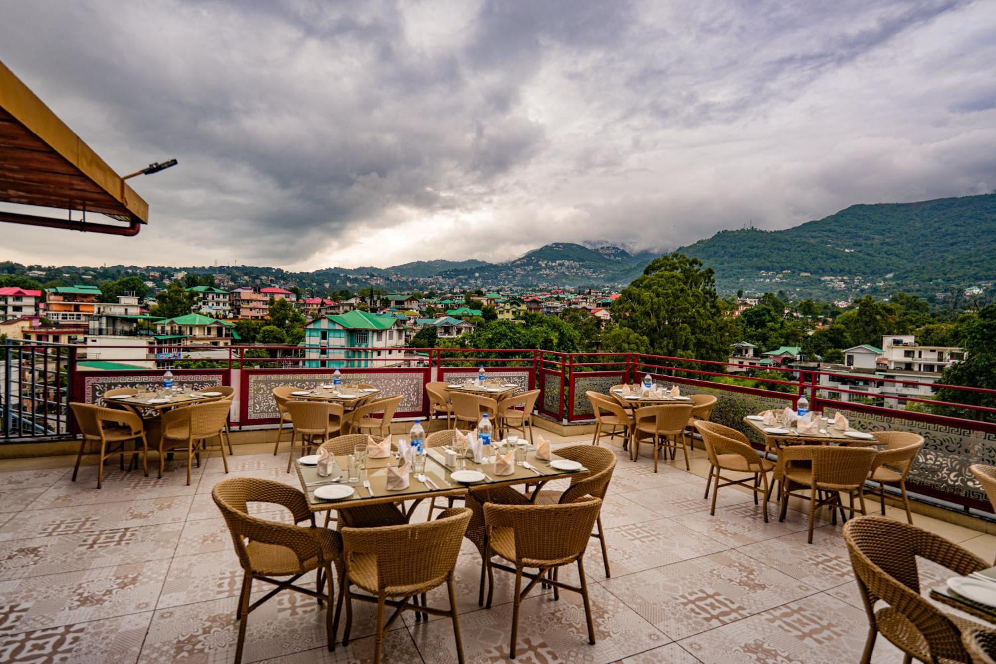 Hotel Square One By D'Polo Dharamsala Zewnętrze zdjęcie