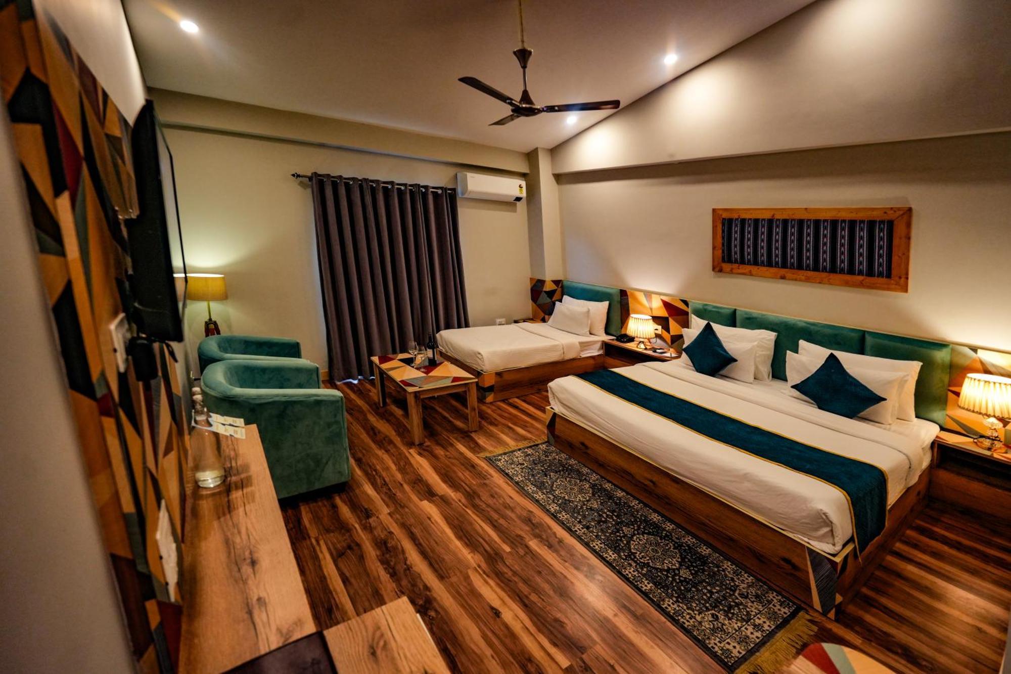 Hotel Square One By D'Polo Dharamsala Zewnętrze zdjęcie